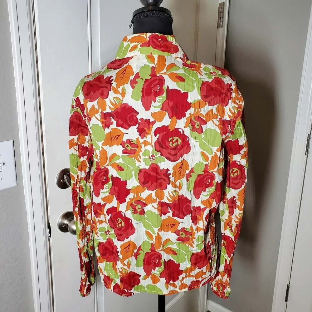 FIELDGEAR Women's Floral Ruffle Trim Buttondown Blouse Size Large NWOT - Picture 12 of 15